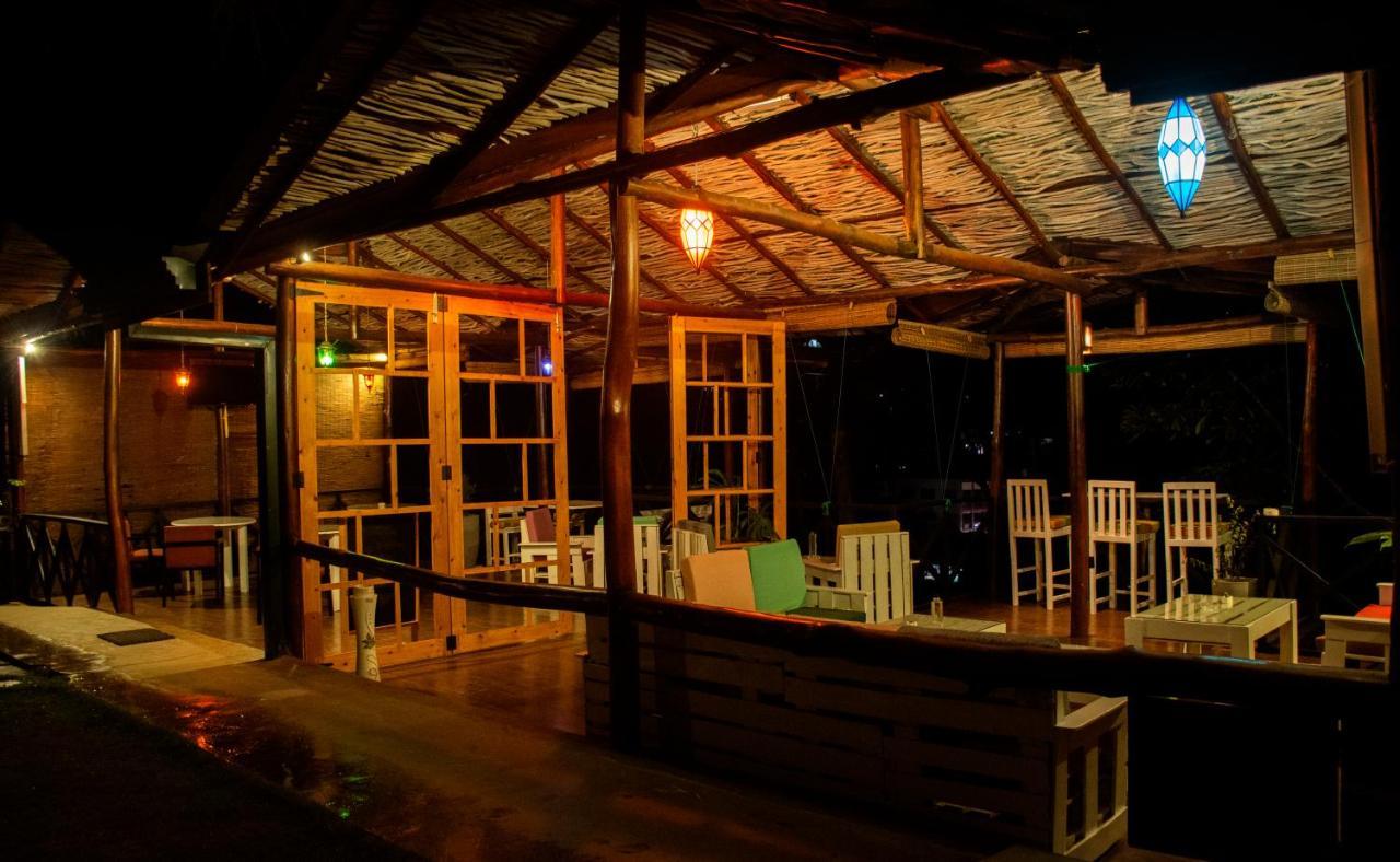 Homies Place - Bistro Bandarawela Ngoại thất bức ảnh